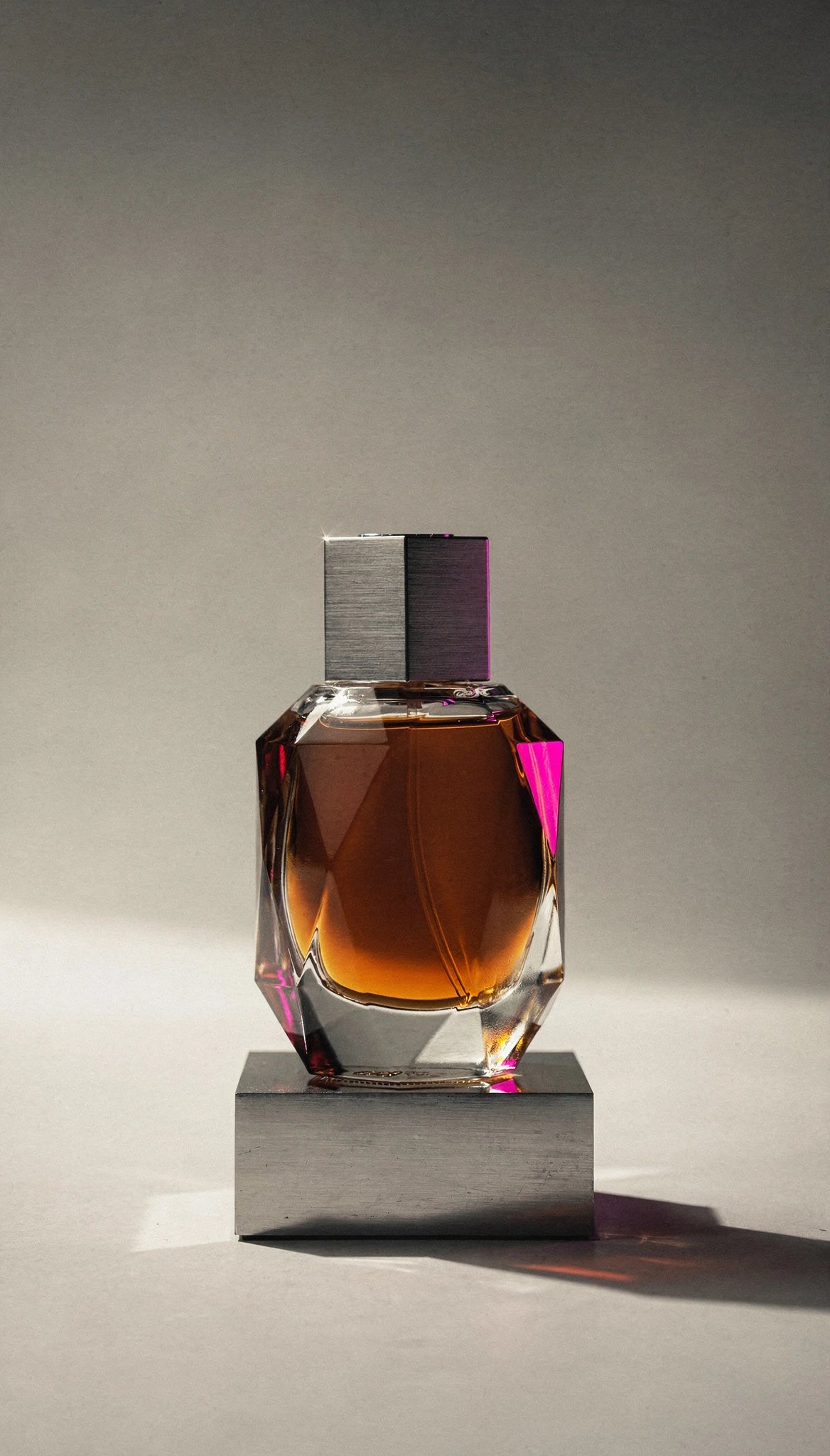 PYRIS — Luxury still